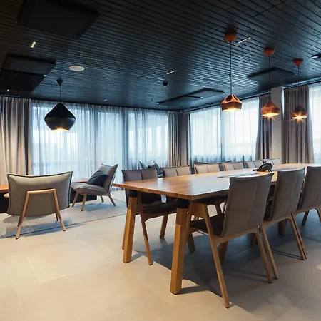 - Expo By Ihg Hotel Helsinki